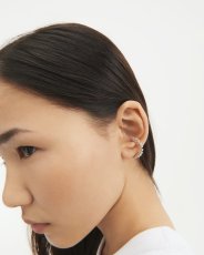 画像2: 【JUSTINE CLENQUET】Misha Ear Cuff ／クリスタル イヤーカフ[Silver] (2)