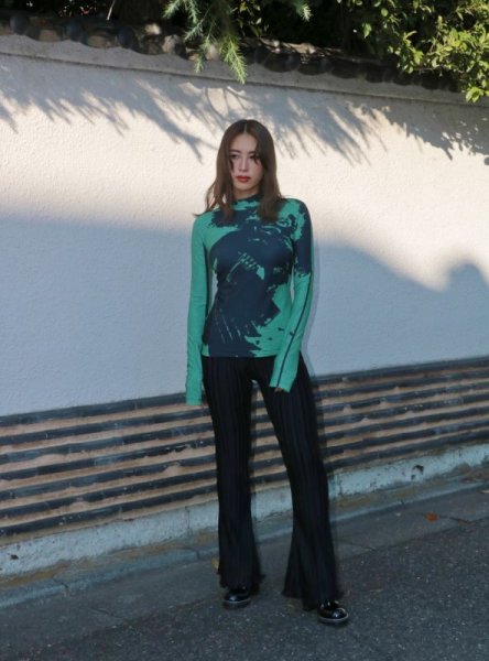 画像9: 50%OFF【RED SEPTEMBER】FORM-FITTING LONG SLEEVE TOP／ハイネックプリントロングスリーブトップ［GREEN x BLACK］ (9)