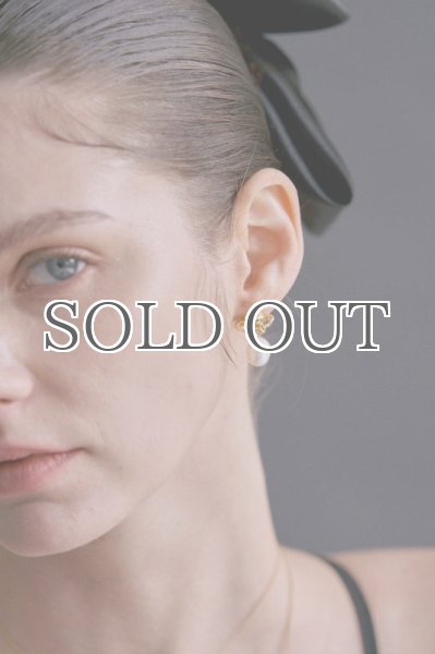 画像2: 【S_S.IL】Fresh Water Pearl Planet Earring ／淡水パールプラネットチャームピアス [Gold] (2)