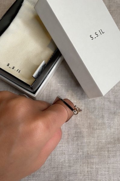 画像11: 【S_S.IL】Solid Marquise Bezel Ring キュービックマーキスチャーム付きベゼルリング - Silver (11)