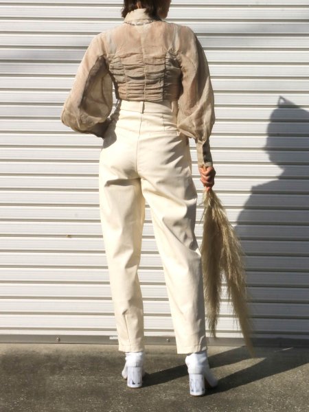 画像9: 【50%OFF】［GHOSPELL］Shallow Ruched Shirt／シャーリングシアーブラウス - Hazelnut  (9)