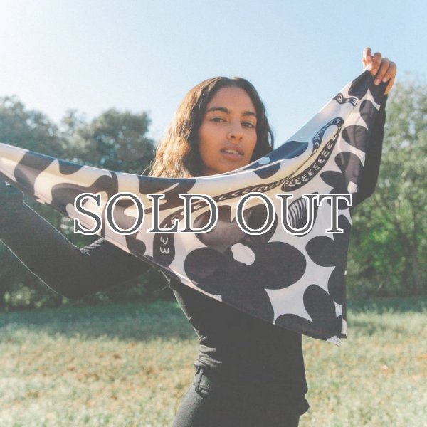 画像2: ARDE - PSYCHO FLOWER scarf (70 x 70cm) (2)