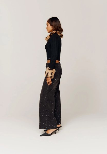 画像4: ［HOUSE OF SUNNY］PEGGY CARDIGAN 脱着ボア付きジップアップニット- Black (4)