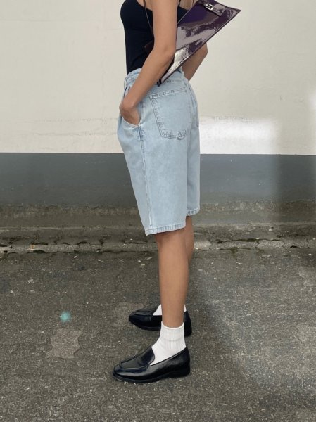 画像5: NORR - Kenzie Pleat Long Shorts  ライトデニムミディショーツ - Light Blue Wash (5)