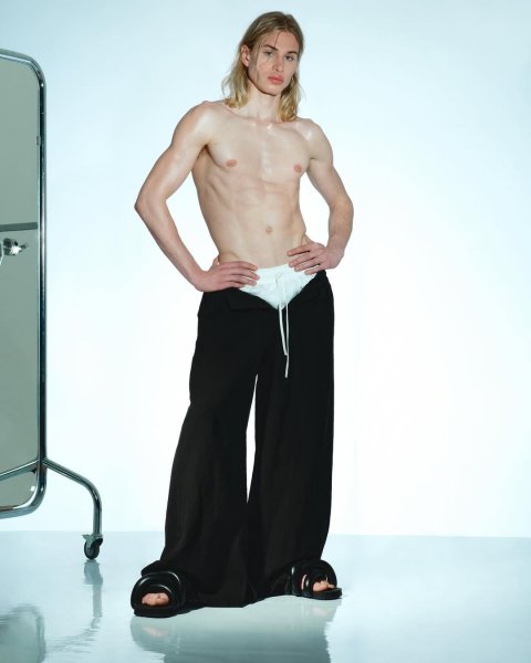 画像6: 【20%OFF】 YUME YUME - Tyre Slide フラットサンダル - Black (6)