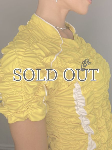 画像4: CELESTE BURGOYNE - THE RUCHED SPORTS TEE バブルスポーツTシャツ - YELLOW (4)