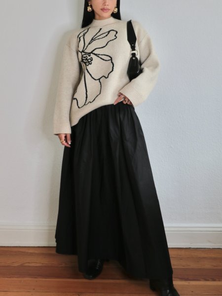 画像6: 【ANOTHER GIRL】Cream Floral Intarsia Oversized Jumper / オーバーサイズニットトップ (6)