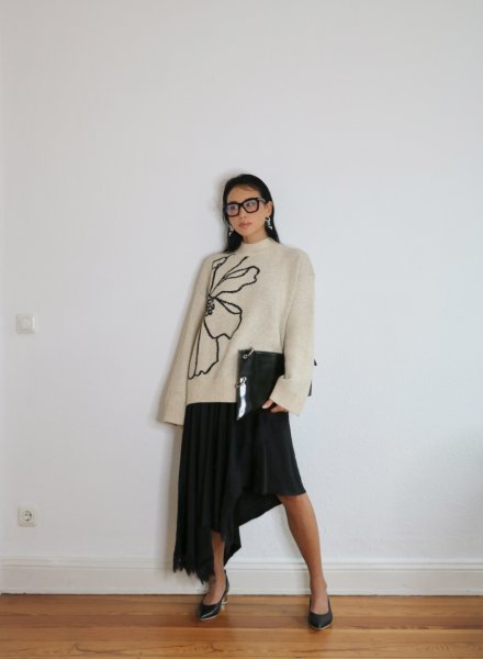 画像14: 【ANOTHER GIRL】Cream Floral Intarsia Oversized Jumper / オーバーサイズニットトップ (14)