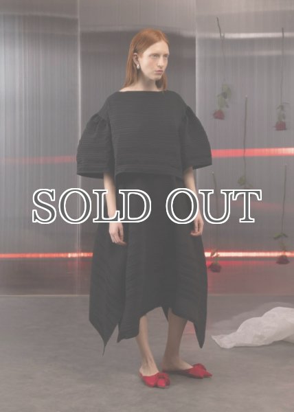画像9: 【40%OFF】［ESTHE］Asymmetrical Pleated Skirt  アシンメトリープリーツスカート - Black (9)