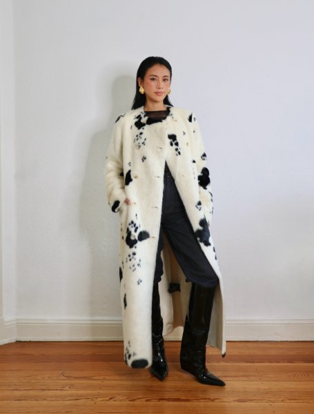 画像8: ［STAND STUDIO］Palmer Faux Cow Fur Coat カウハイド エコファーコート - Off White/Black (8)