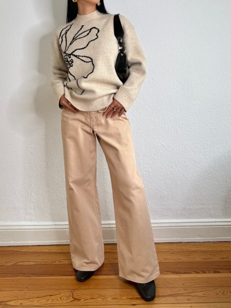 画像15: 【ANOTHER GIRL】Cream Floral Intarsia Oversized Jumper / オーバーサイズニットトップ (15)