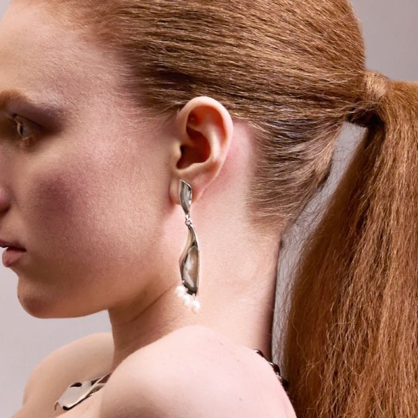 画像4: BIKO - Floret Pearl Dusters フローレ パールダスターピアス - Gold (4)