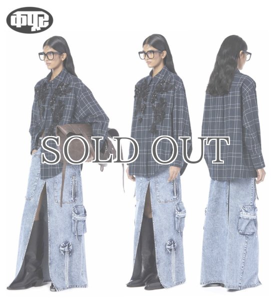 画像4: DHRUV KAPOOR - Handcrafted Scooped Hem Shirt  スクープヘム ビーズ刺繍チェックシャツ (4)