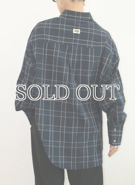 画像11: DHRUV KAPOOR - Handcrafted Scooped Hem Shirt  スクープヘム ビーズ刺繍チェックシャツ (11)