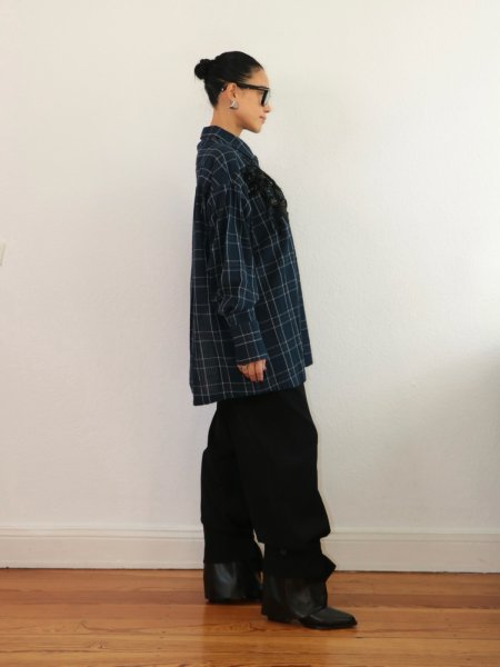 画像16: DHRUV KAPOOR - Handcrafted Scooped Hem Shirt  スパンコール刺繍チェックシャツ (16)