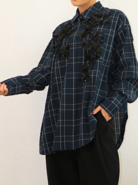 画像8: DHRUV KAPOOR - Handcrafted Scooped Hem Shirt  スパンコール刺繍チェックシャツ (8)