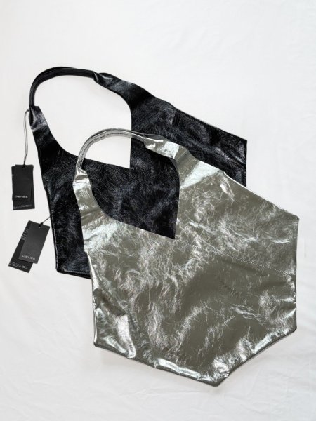 画像6: DIENÉE - LA EP レザーバッグ- Black Patent Creased Leather (6)