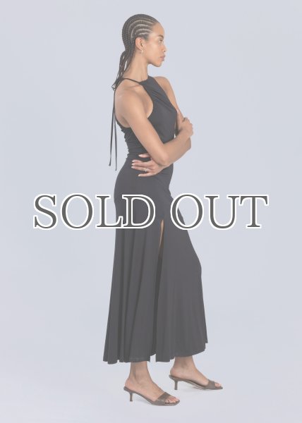 画像8: ESTHE - Asymmetric Neckline Maxi Dress アシンメトリーネックラインドレス- Black (8)