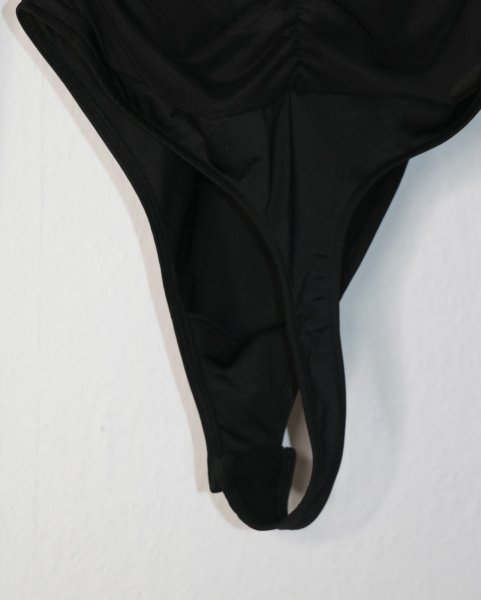 画像8: 【30%OFF】［ESTHE］Gathered Mesh Long Sleeve Bodysuit  ギャザーメッシュボディスーツ - Black (8)