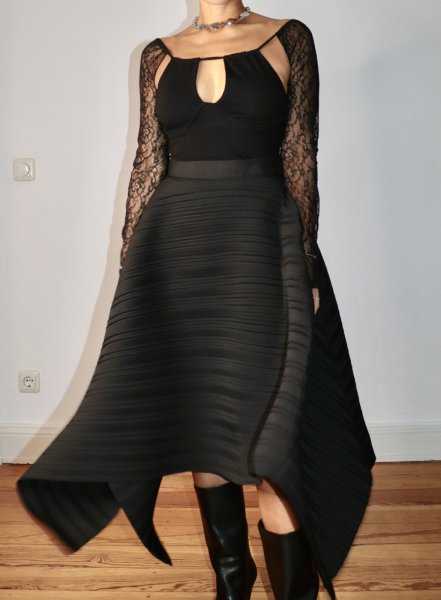 画像12: 【40%OFF】［ESTHE］Asymmetrical Pleated Skirt  アシンメトリープリーツスカート - Black (12)