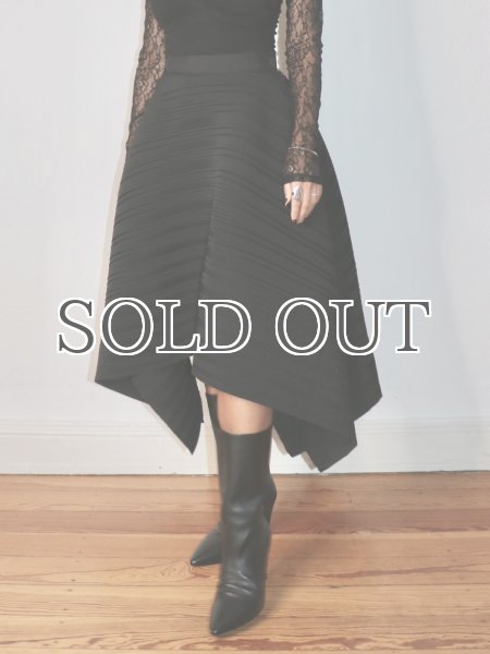 画像14: 【40%OFF】［ESTHE］Asymmetrical Pleated Skirt  アシンメトリープリーツスカート - Black (14)