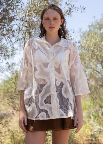 画像1: ESTHE -  OVER SIZED SHEER LACE SHIRT  オーバーサイズシアーシャツ - CREAM WHITE (1)