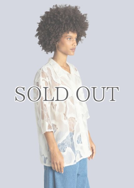画像7: ［ESTHE］OVER SIZED SHEER LACE SHIRT- CREAM WHITE (7)