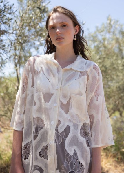 画像5: 【40%OFF】［ESTHE］OVER SIZED SHEER LACE SHIRT  オーバーサイズシアーシャツ - CREAM WHITE (5)