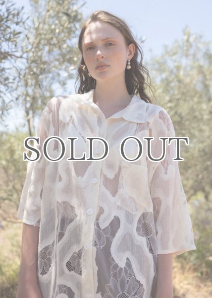 画像5: ［ESTHE］OVER SIZED SHEER LACE SHIRT- CREAM WHITE (5)