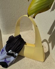 画像5: GLYNIT - BROOKE ショルダーバッグ - BUTTER YELLOW (5)