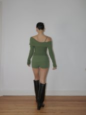 画像16: ［HOUSE OF SUNNY］One Love Off Shoulder Rib Top オフショルダーニットトップ - Pine Green (16)