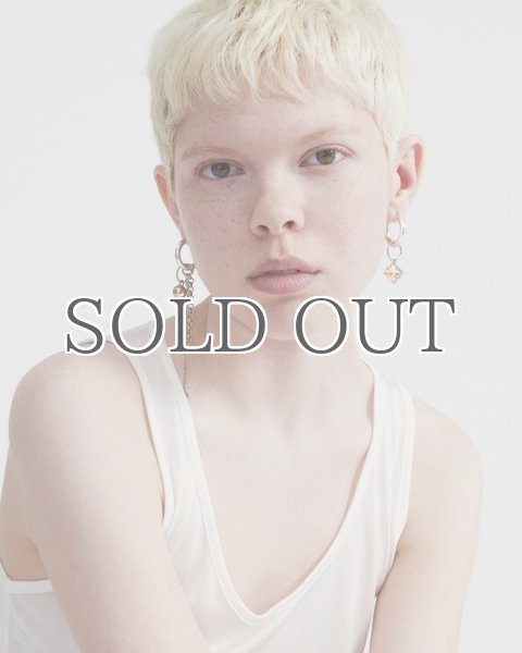 画像2: 【JUSTINE CLENQUET】QUEEN EARRING /アシンメトリーチャームピアス［SILVER x GOLD］ (2)