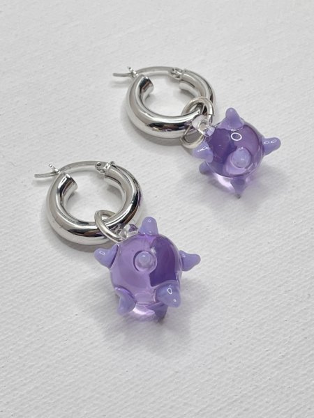 画像4: LEVENS - LA BOMBA HOOP EARRINGS ガラスチャーム付きフープピアス  (4)