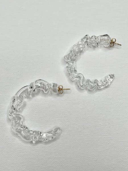 画像1: LEVENS - WAVE HOOP EARRING ガラス製 フープピアス  (1)