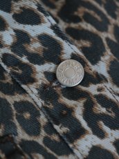 画像17: NORR - Larisa Clean Denim Shirt  レオパードデニムシャツ - Leo print (17)