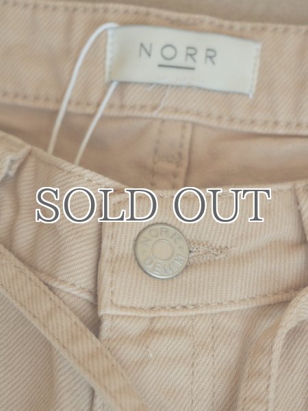 画像13: ［NORR］Hannali Wide Belt Jeans ワイドジーンズ - Light sand (13)