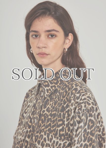 画像3: NORR - Larisa Clean Denim Shirt  レオパードデニムシャツ - Leo print (3)