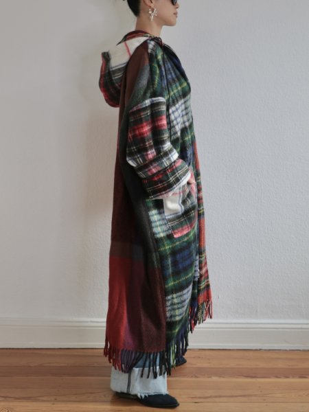 画像15: ［RAVE REVIEW］MARGARET OVER SIZED LEATHER DOUBLE COAT - BLACK / RED (15)