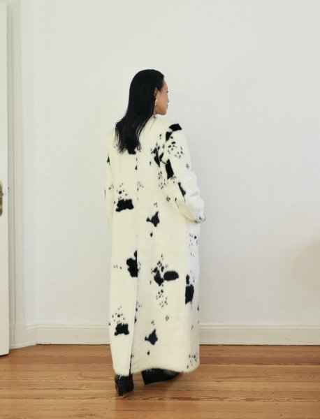 画像11: ［STAND STUDIO］Palmer Faux Cow Fur Coat カウハイド エコファーコート - Off White/Black (11)