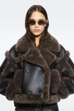画像2: STAND STUDIO - Kristy Faux Shearling Jacket クロップドフェイクシアリングジャケット - Black/Dark Brown (2)