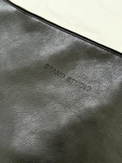画像9: STAND STUDIO - Livi Faux Fur Tote  ショルダーストラップ付きエコファートートバッグ - Natural (9)