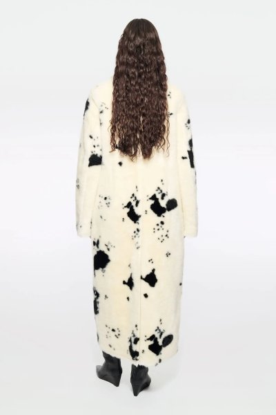 画像4: ［STAND STUDIO］Palmer Faux Cow Fur Coat カウハイド エコファーコート - Off White/Black (4)