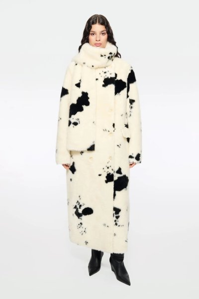 画像2: ［STAND STUDIO］Palmer Faux Cow Fur Coat カウハイド エコファーコート - Off White/Black (2)