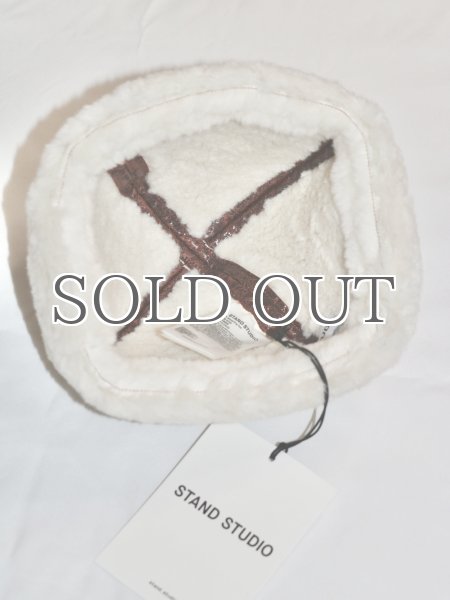 画像5: STAND STUDIO - Ruth Shearling Hat シアリングハット - Brown / white (5)