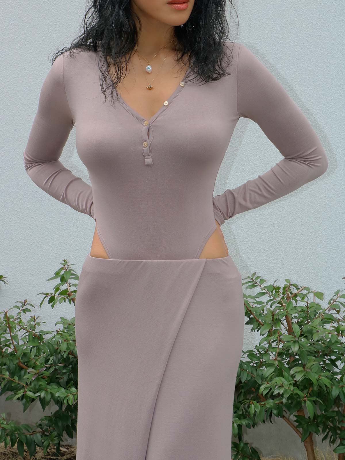 determ;】COLLAGEN BUTTON UP BODYSUIT with CUPS [LATTE]