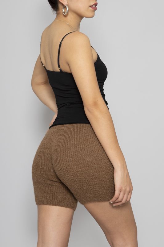 determ;】CAMI 2／バストカップ入りキャミソール [Black] - BZAR