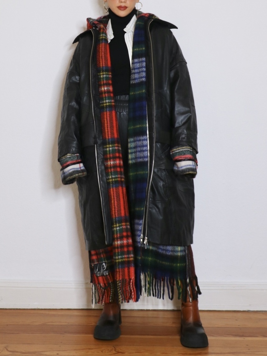 ［RAVE REVIEW］MARGARET OVER SIZED LEATHER DOUBLE COAT - BLACK / RED